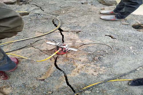 矿山开采手工破石头工具-哪家专业-「静态爆破技术」-温州视线